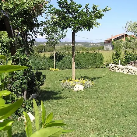 Apartman Lucija - Kuca Za Odmor