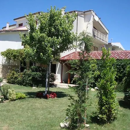 Lucija - Kuca Za Odmor * Ražanac