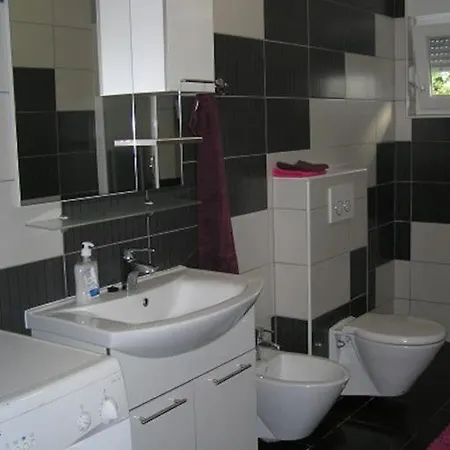 Apartman Lucija - Kuca Za Odmor
