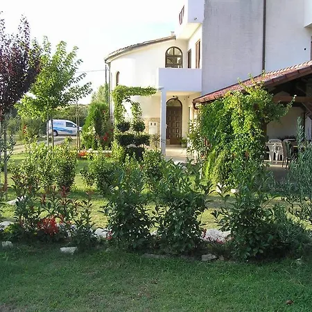 Lucija - Kuca Za Odmor